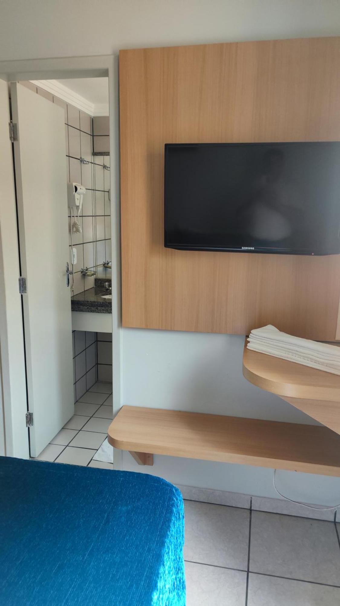 Diroma Fiori - Hoteis Com Roupa De Cama --- Destinos Combinados Turismo Caldas Novas Εξωτερικό φωτογραφία